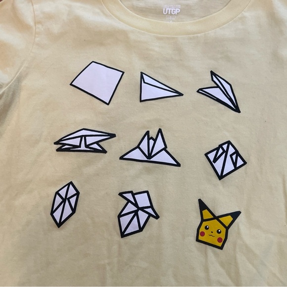 UNIQLO Pokemon UT Pikachu Origami T-shirt Yellow from Japan Rare Small - Picture 5 of 9